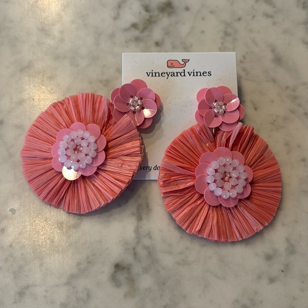NWT Vineyard Vines Pink Raffia Earrings.